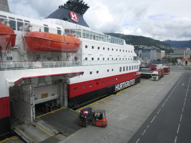 Hurtigruten_2015-06-28_14-47